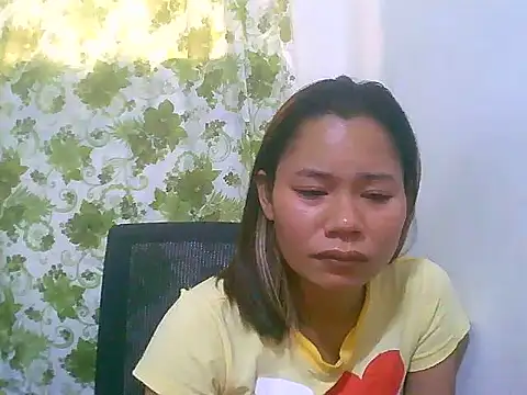 Sweeetgurll online show from June 2026 05:42:02 AM