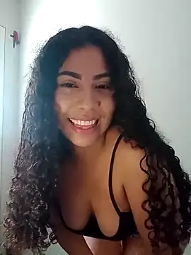 Snapshot of A_maddy chatting on September 2025 03:01:01 PM A maddy online show from September 2025 03:01:01 PM