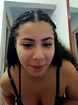 Snapshot of A_maddy chatting on October 2025 02:18:02 PM A maddy online show from October 2025 02:18:02 PM