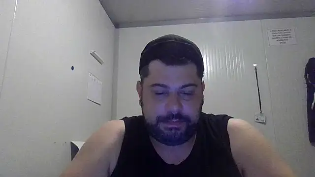 Snapshot of giuseppelovisi85 chatting on September 2025 04:00:01 AM giuseppelovisi85 online show from September 2025 04:00:01 AM