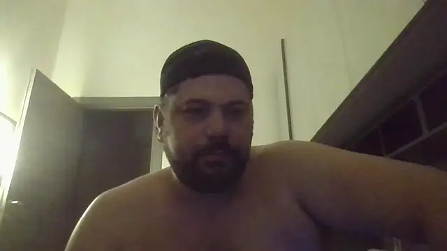 giuseppelovisi85 online show from October 2025 04:24:01 AM