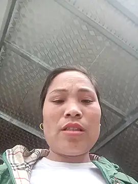 Milan6789 online show from December 2025 09:40:01 AM