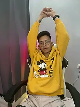 Snapshot of Prince-Harrison chatting on February 2026 05:20:01 PM Prince-Harrison online show from February 2026 05:20:01 PM