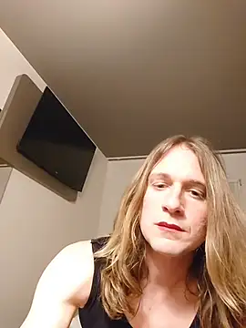 Snapshot of FlorineTV chatting on May 2026 08:06:02 PM FlorineTV online show from May 2026 08:06:02 PM