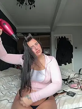 Victoriasteel online show from October 2025 10:21:02 AM