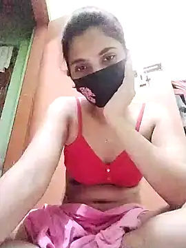 Cute-Runa online show from August 2026 04:31:02 PM