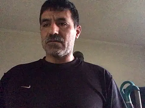 hansjobman2020 online show from June 2026 04:05:02 PM