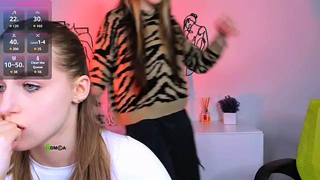 aria moo online show from October 2025 07:01:01 PM