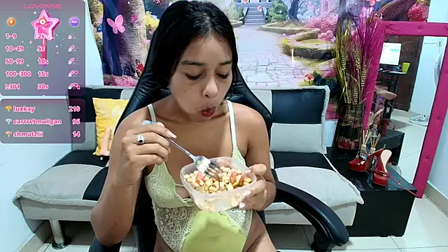 Snapshot of ashly_20horny chatting on September 2025 06:32:02 PM ashly 20horny online show from September 2025 06:32:02 PM