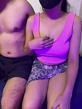 Riya-6969 online show from October 2025 05:30:01 PM