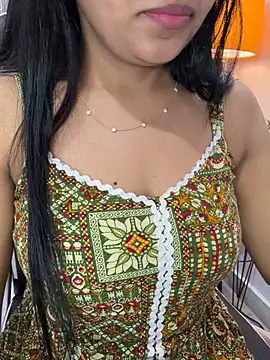 Snapshot of Riya-6969 chatting on May 2026 03:30:01 PM Riya-6969 online show from May 2026 03:30:01 PM