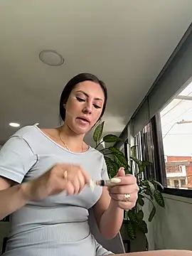 Isabellaa Palacios online show from April 2026 03:43:01 PM