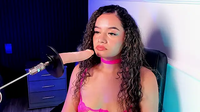 Kristenbread online show from October 2025 08:30:01 PM