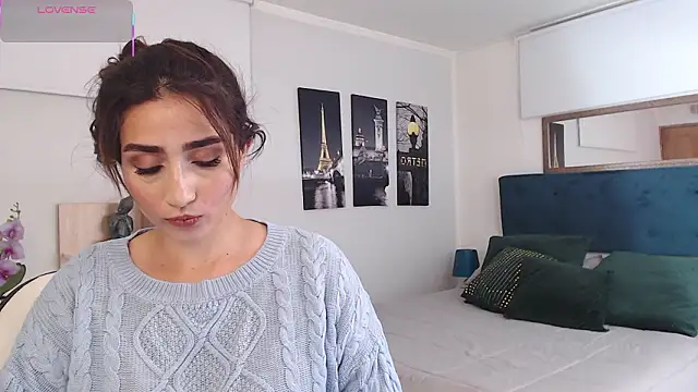 Snapshot of linda_morgan1 chatting on February 2026 12:06:02 PM linda morgan1 online show from February 2026 12:06:02 PM