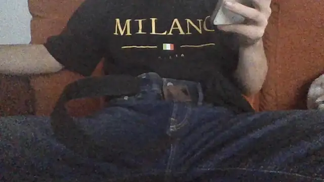 Snapshot of elchavalin chatting on December 2025 03:51:02 PM elchavalin online show from December 2025 03:51:02 PM