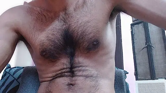 Snapshot of funndudd chatting on February 2026 05:12:02 PM funndudd online show from February 2026 05:12:02 PM