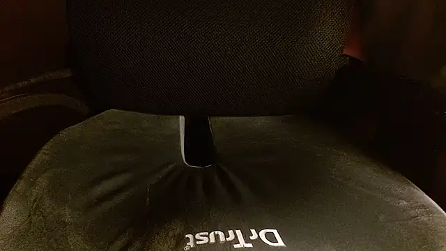 Snapshot of funndudd chatting on March 2026 06:59:01 AM funndudd online show from March 2026 06:59:01 AM