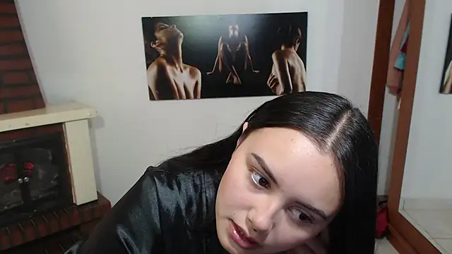 crazy daniela online show from September 2025 08:08:01 PM