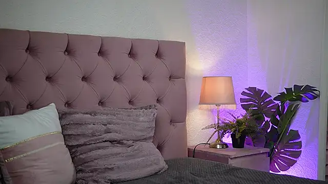 NataliaZen online show from October 2025 07:12:02 PM