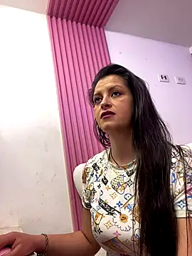 Snapshot of FatimaMyers chatting on September 2025 03:17:01 AM FatimaMyers online show from September 2025 03:17:01 AM