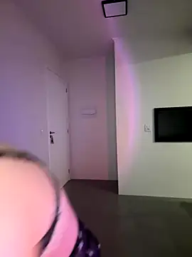 dinexzsummer online show from October 2025 02:50:02 AM