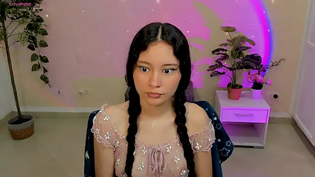 Snapshot of Krysten_Riter chatting on February 2026 01:43:01 PM Krysten Riter online show from February 2026 01:43:01 PM