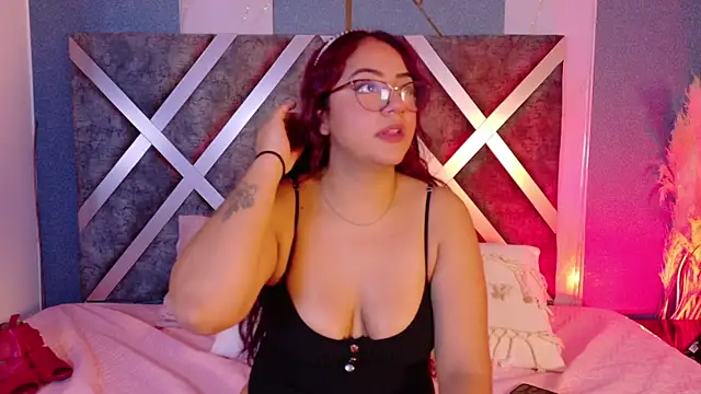 Snapshot of DaniniAnderson chatting on September 2025 04:14:01 AM DaniniAnderson online show from September 2025 04:14:01 AM