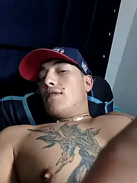 Snapshot of Samms777exotic chatting on October 2025 03:35:02 PM Samms777exotic online show from October 2025 03:35:02 PM