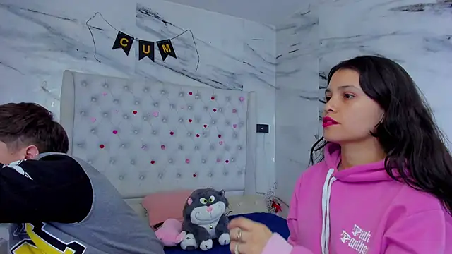Ari and Storm online show from April 2026 01:49:02 PM