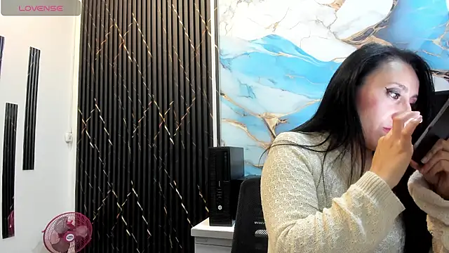 Snapshot of Scarlett_14_ chatting on February 2026 02:39:02 AM Scarlett 14 online show from February 2026 02:39:02 AM