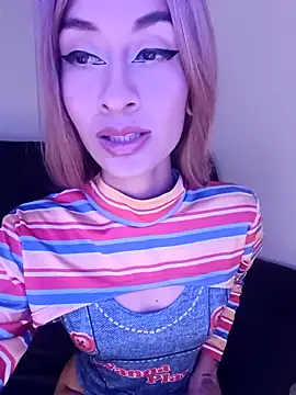 Snapshot of SunshineLizzy chatting on March 2026 05:13:01 AM SunshineLizzy online show from March 2026 05:13:01 AM