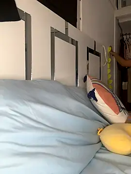 fendi E online show from October 2025 05:50:01 AM