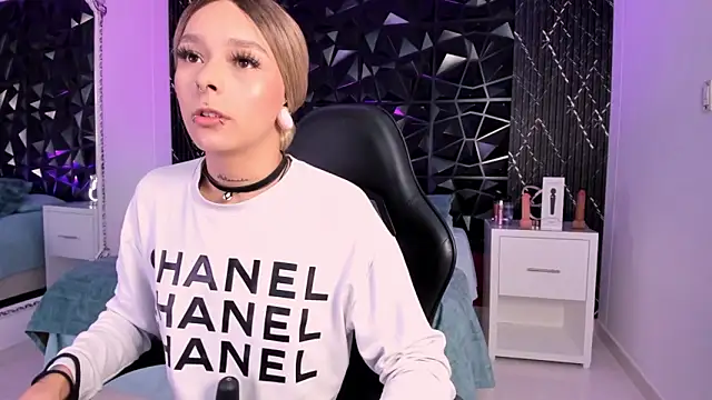 SkyThompson online show from February 2026 04:28:02 AM