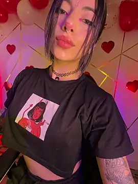 Hollyxx  online show from February 2026 02:33:01 PM