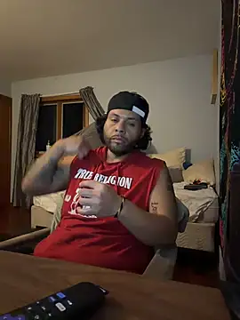 Lunablu13 online show from April 2026 12:33:01 AM