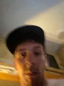 Snapshot of cuteqaldo chatting on June 2026 03:05:01 PM cuteqaldo online show from June 2026 03:05:01 PM