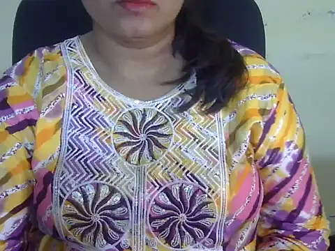 Aanya Hazel online show from October 2025 07:00:01 PM