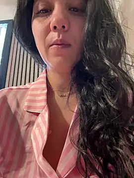 PrincessYYara online show from September 2025 04:25:01 AM