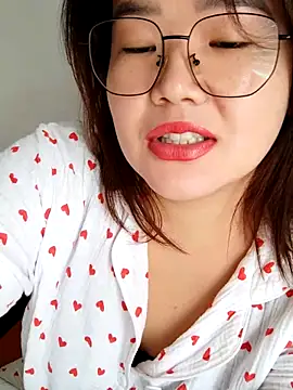 Snapshot of Innogin chatting on October 2025 05:53:02 AM Innogin online show from October 2025 05:53:02 AM