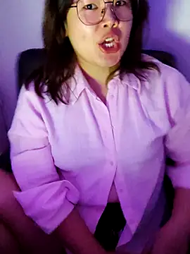 Snapshot of Innogin chatting on October 2025 06:09:01 PM Innogin online show from October 2025 06:09:01 PM