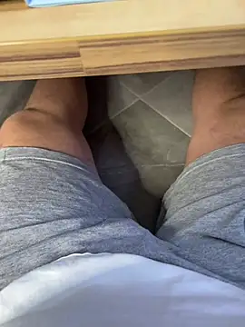 camboys poyraz online show from March 2026 09:56:02 PM