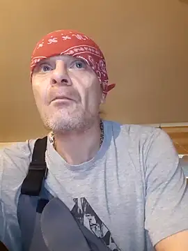 Snapshot of Kuba_Gd chatting on December 2024 10:40:02 AM Kuba Gd online show from December 2024 10:40:02 AM