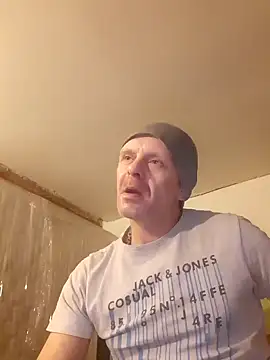 Snapshot of Kuba_Gd chatting on January 2025 11:55:02 PM Kuba Gd online show from January 2025 11:55:02 PM