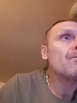 Snapshot of Kuba_Gd chatting on February 2025 06:40:02 PM Kuba Gd online show from February 2025 06:40:02 PM