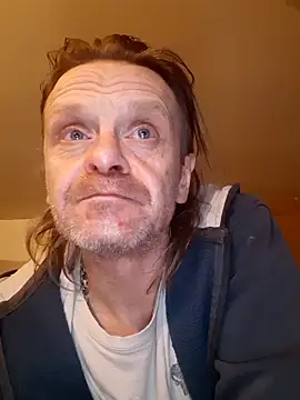 Snapshot of Kuba_Gd chatting on February 2025 04:00:02 PM Kuba Gd online show from February 2025 04:00:02 PM