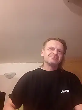 Snapshot of Kuba_Gd chatting on February 2025 11:46:02 PM Kuba Gd online show from February 2025 11:46:02 PM
