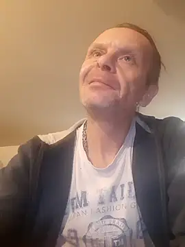 Snapshot of Kuba_Gd chatting on March 2025 11:47:02 AM Kuba Gd online show from March 2025 11:47:02 AM