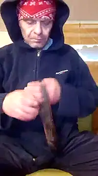 Snapshot of Kuba_Gd chatting on March 2025 10:16:02 AM Kuba Gd online show from March 2025 10:16:02 AM