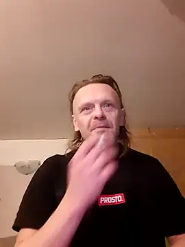 Snapshot of Kuba_Gd chatting on March 2025 12:34:02 AM Kuba Gd online show from March 2025 12:34:02 AM