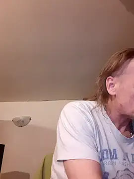 Snapshot of Kuba_Gd chatting on March 2025 03:03:02 AM Kuba Gd online show from March 2025 03:03:02 AM